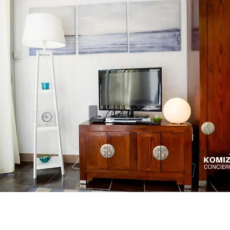 Les Pieds Dans L'eau *